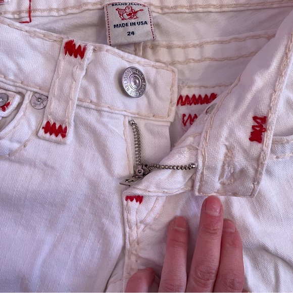 True Religion White Billy Low Rise Jeans with Red and Cream Stiching - Size 24 - Picture 6 of 16